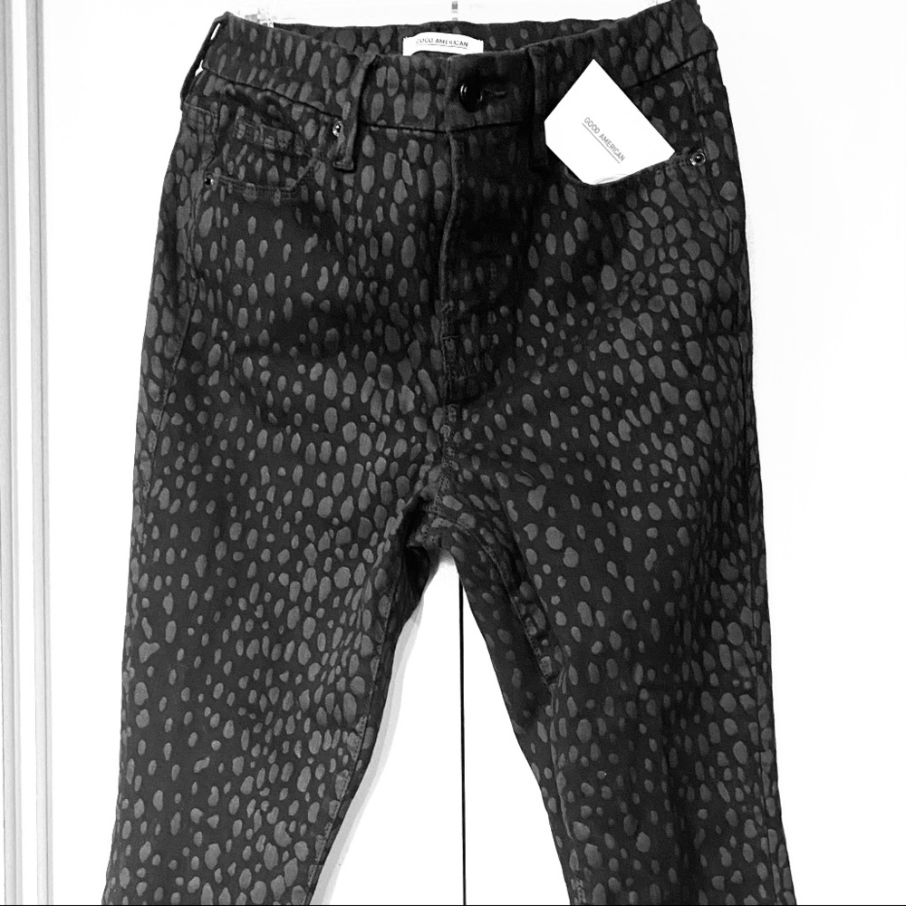 Good American Good Legs Crop in Cheetah Black Foil
